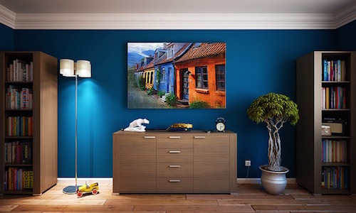 using bold colors in a room